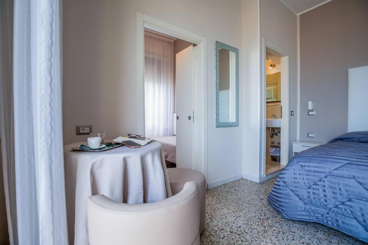 Hotel Deanna Bellaria-Igea Marina Exterior photo
