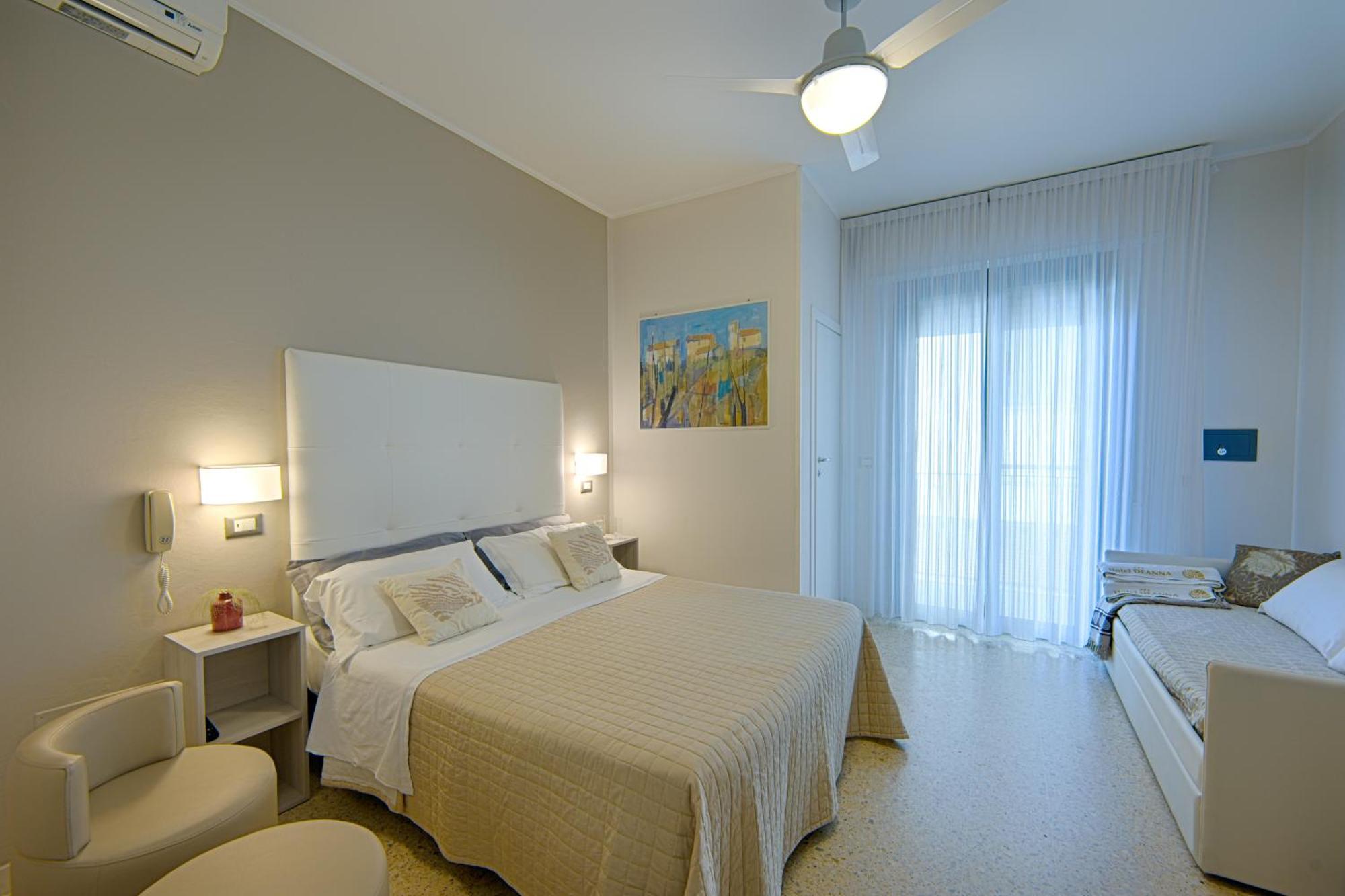 Hotel Deanna Bellaria-Igea Marina Exterior photo