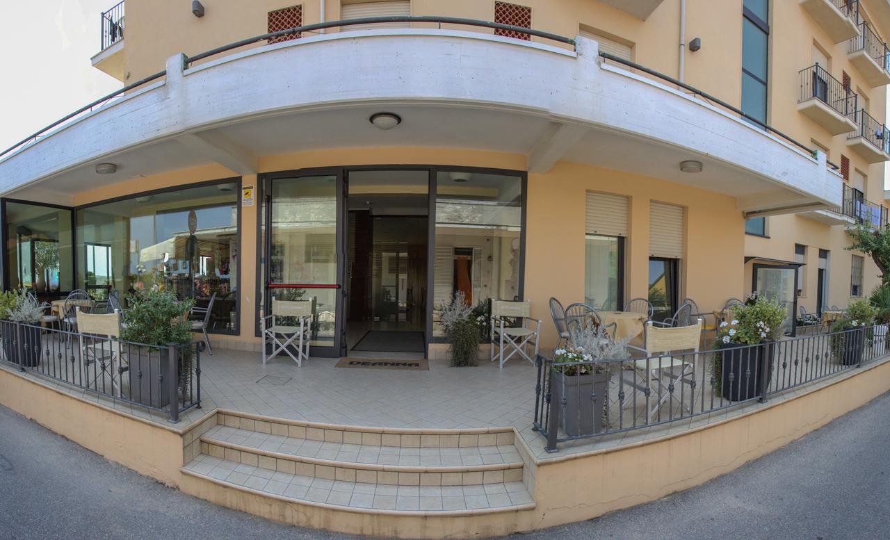 Hotel Deanna Bellaria-Igea Marina Exterior photo
