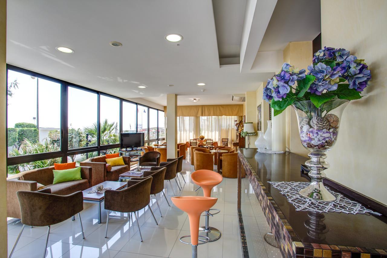 Hotel Deanna Bellaria-Igea Marina Exterior photo